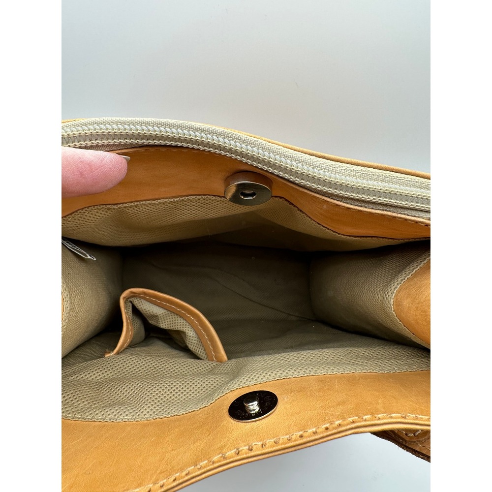 NWOT American West Shoulder Bag Womens Veg Tan Tooled Leather Studded Y2K - Picture 4 of 8